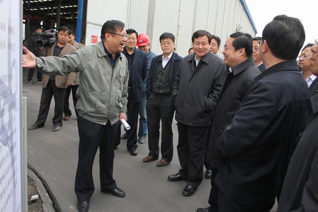 省委副書記、省長郝鵬視察青海物產北川工業物流園